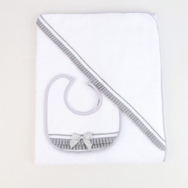 Toalha Banho 100x100 + Babete «Pregas»